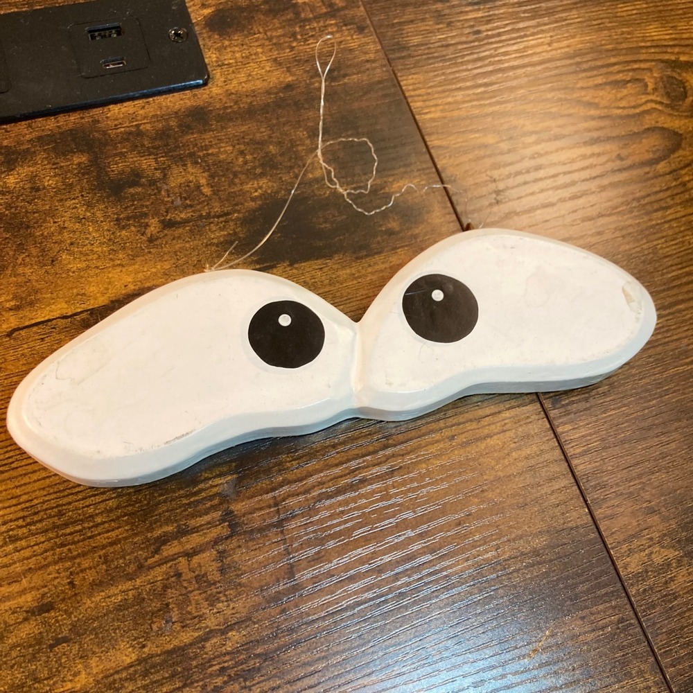 Wooden Googly Eyes Wall Hanging Door Ornament Black White 8.5" Ohio Wholesale